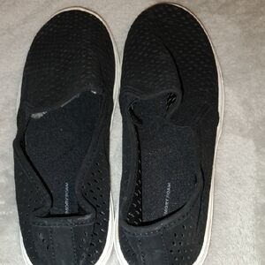 Time and Tru Black Slip-On Loafers